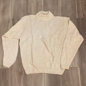 American Weekend Women Elegant Cream Turtleneck Knit Sweater